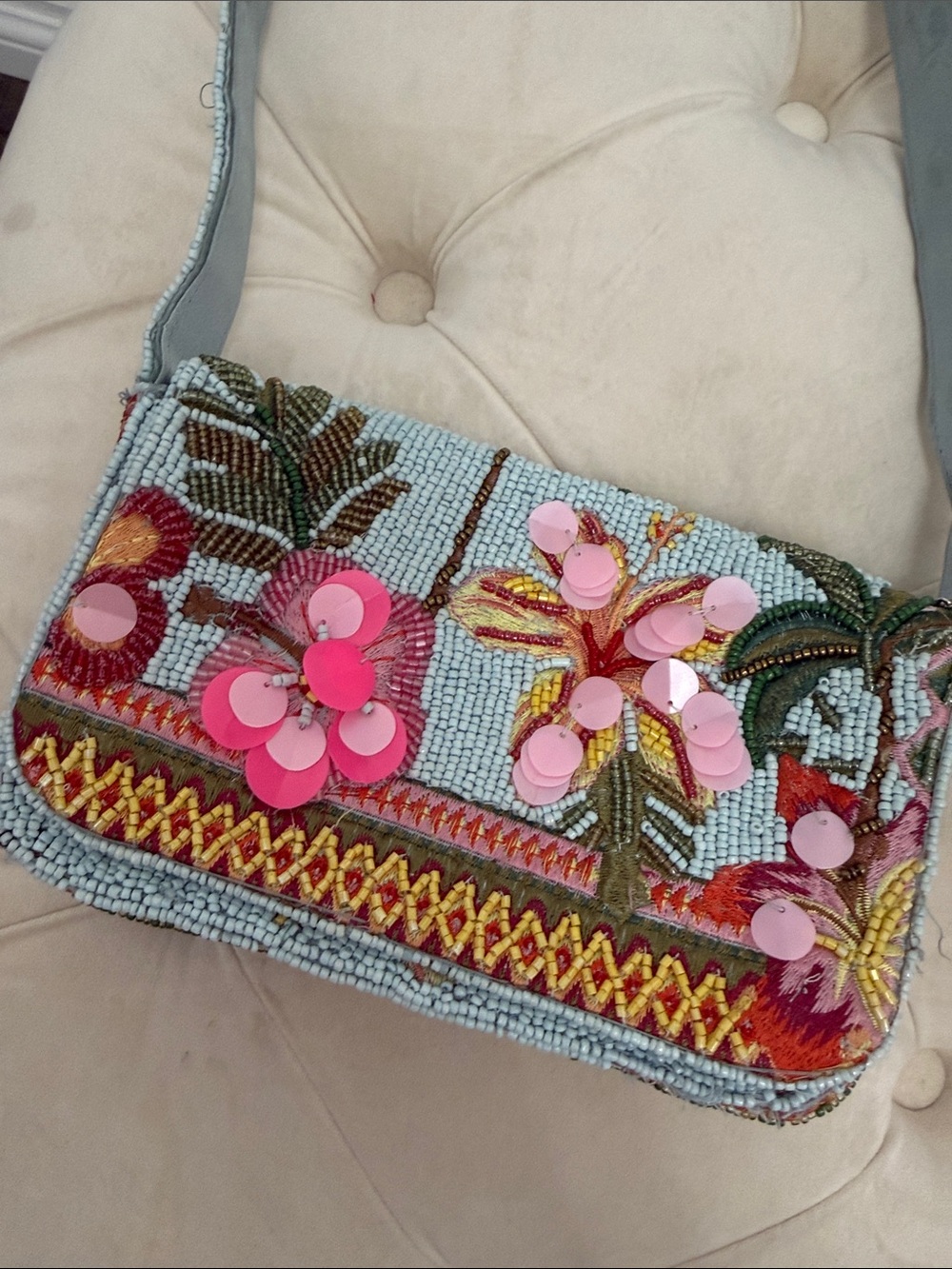 Beaded Floral Pink Accent Shoulder Bag - Picture 3 of 14